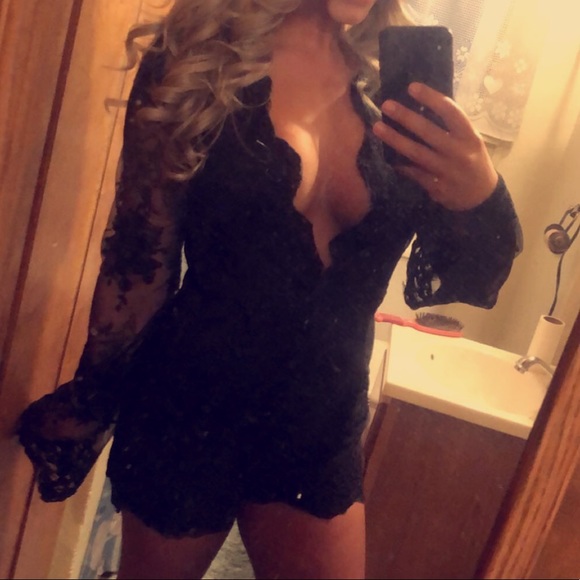 Pretty Little Thing Black Romper - Picture 1 of 2